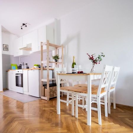 Superapart Plac Dabrowskiego 12 Warsaw Exterior photo